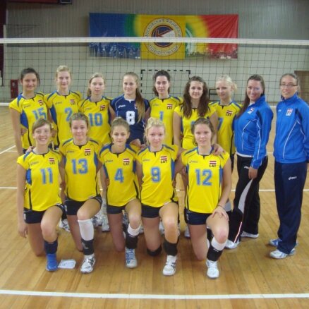 Latvijas U-18 meiteņu volejbola  izlase EČ kvalifikācijā piekāpjas Slovākijas vienaudzēm