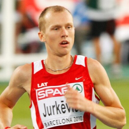 Jurkevičs ar jaunu Latvijas rekordu izcīna 12.vietu EČ telpās 1500 metru distancē