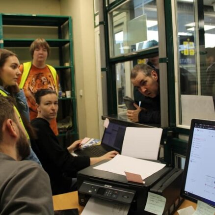 "Возможности на исходе": 6 способов прямо сейчас поддержать пункт помощи беженцам на Рижском автовокзале
