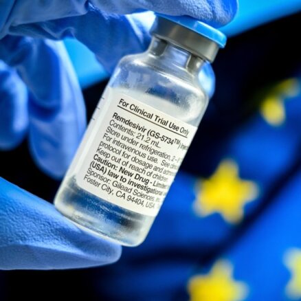 EK iegādājusies remdesivīru Covid-19 pacientu ārstēšanai par 63 miljoniem eiro