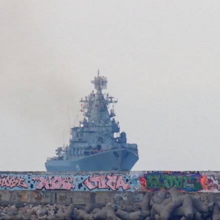 ОНЛАЙН. Военный губернатор: Крейсер "Москва" догорает в Черном море