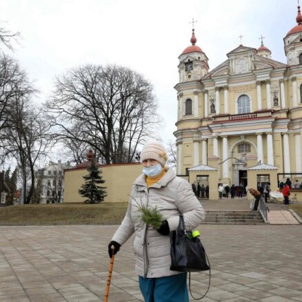 Глава Минфина Литвы: предлагается повысить пенсии и пособия
