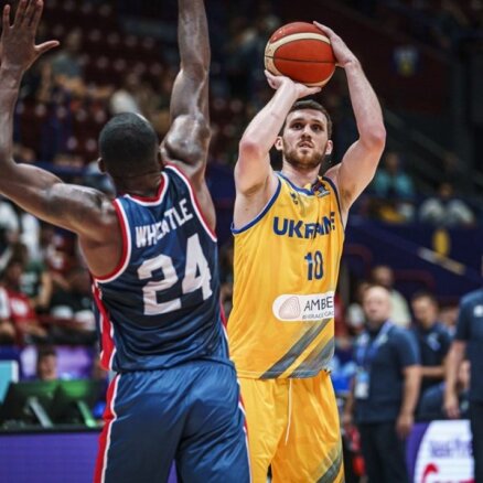 Bagatska vadītā Ukrainas izlase 'EuroBasket 2022' sāk ar graujošu uzvaru