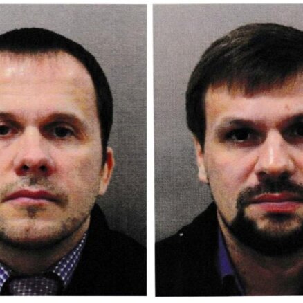 Skripaļu indētāji Petrovs un Boširovs sveiki un veseli tagad strādājot Kremļa maizē