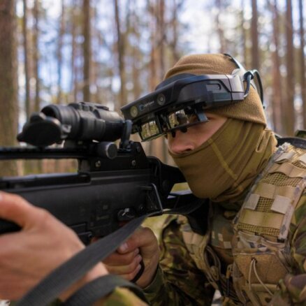 Augsto tehnoloģiju un paplašinātās realitātes ieroči Ukrainai no Latvijas