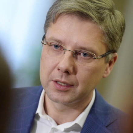 Ušakovs sola pārsūdzēt tiesas lemto par viņa atstādināšanu no Rīgas mēra amata