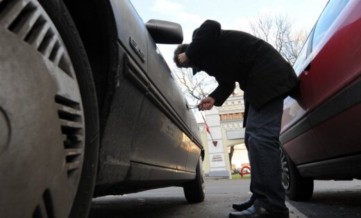 Garnadži Latvijā nesmādē arī auto, kas vecāki par 10 gadiem