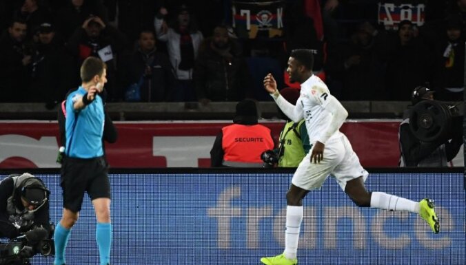 Franču futbola leģendas Turama dēls sensacionāli izslēdz no Francijas kausa 'Paris Saint-Germain'