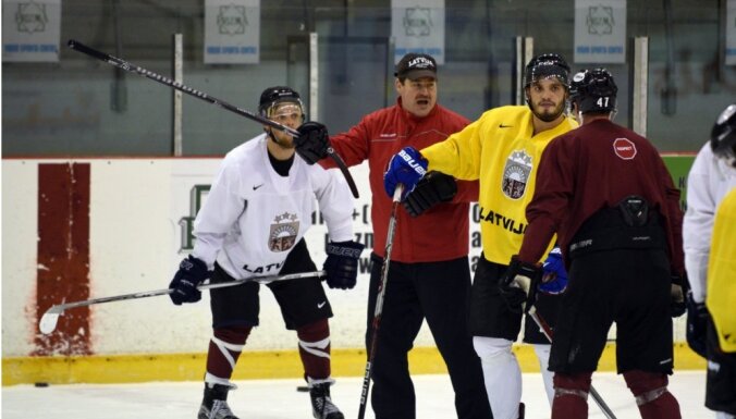 ФОТО: Сборная Латвии начала подготовку к турниру Euro Ice Hockey Challenge