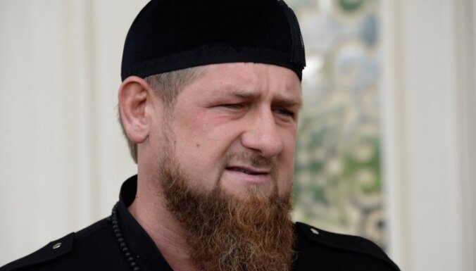 ВИДЕО: Кадыров побрился налысо и призвал всех чеченцев последовать его примеру