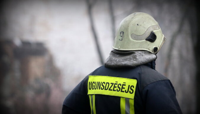 В результате пожара в Риге пострадал человек
