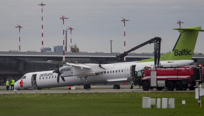 Названа причина аварийной посадки самолета airBaltic с поврежденным шасси