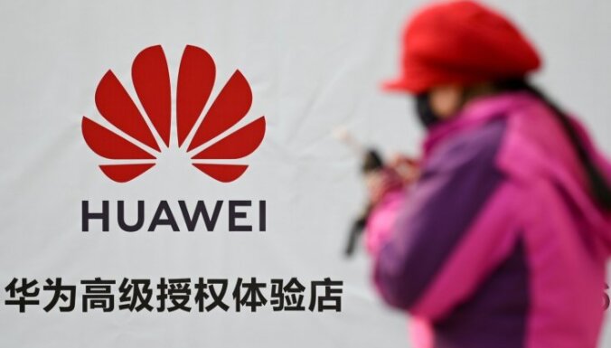 ASV apsūdz 'Huawei' tehnoloģiju zagšanā un sankciju pārkāpumos