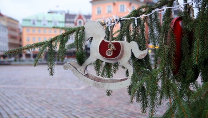 Эксперт: в Латвию приезжает все меньше туристов, на Рождество ситуация не улучшится