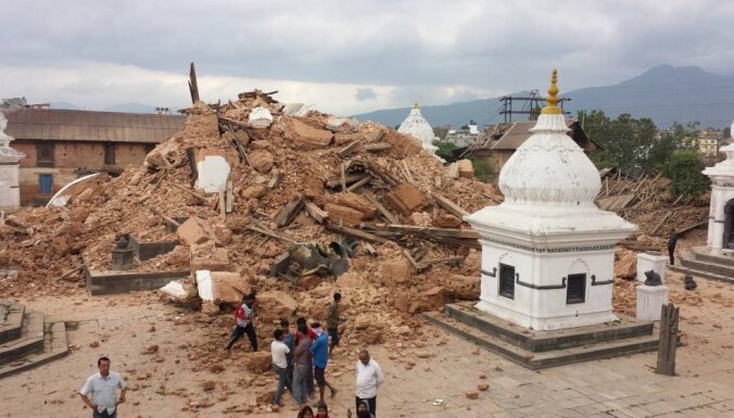 'Sirds dauzījās kā traka' – latvietis par Katmandu pārdzīvoto katastrofu