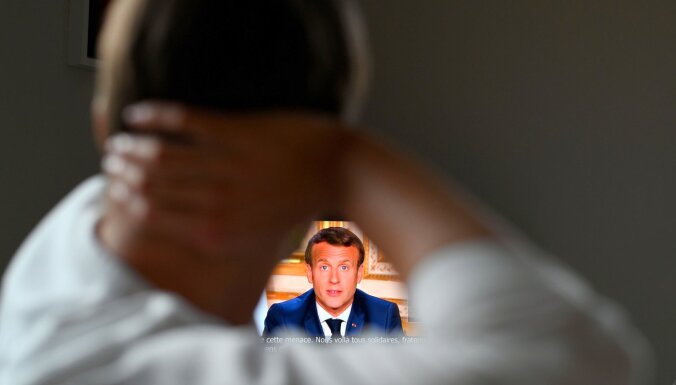 Francijas parlaments soctīklos aizliedz naida runu