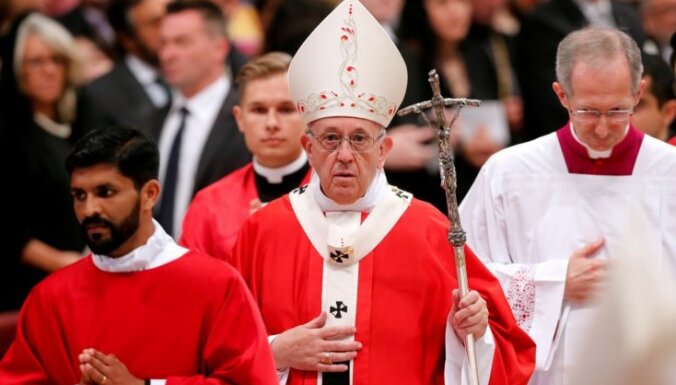 Папа Франциск назвал священников-педофилов в США хищниками