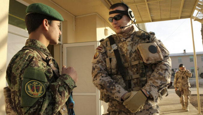 Сейм решил оставить солдат Латвии в Афганистане еще на год