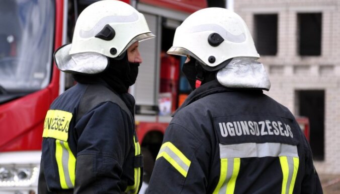 Nedēļas nogalē ugunsgrēkā Rīgā gājis bojā cilvēks