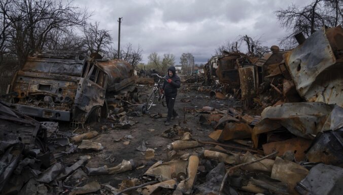 Arestovičs: Aktīvās fāzes izbeigšana Donbasā nenozīmēs kara beigas