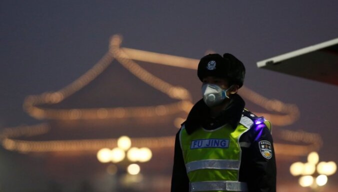 В Китае впервые объявили красный уровень тревоги из-за смога