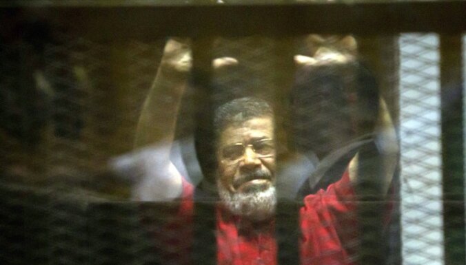 Ēģiptes tiesa atceļ Mursi piespriesto mūža ieslodzījumu