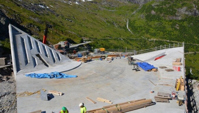 Norvēģijas kalnos drīz atklās neparastas formas futūristisku skatu laukumu