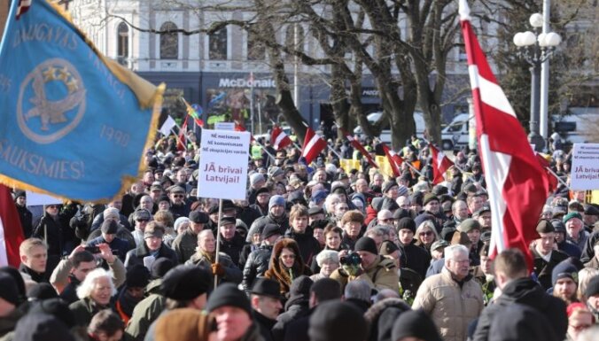 В России предлагают ввести санкции против политиков, выступающих за объявление 16 марта официальным памятным днем