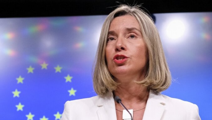 Mogerīni aicina ES dalībvalstis uzņemties 'lielāku atbildību' migrantu lietā
