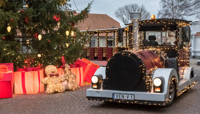 В этом году по улицам Вентспилса также будет ездить Рождественский поезд