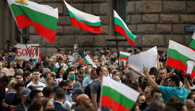 В Болгарии двенадцатый день продолжаются антиправительственные митинги