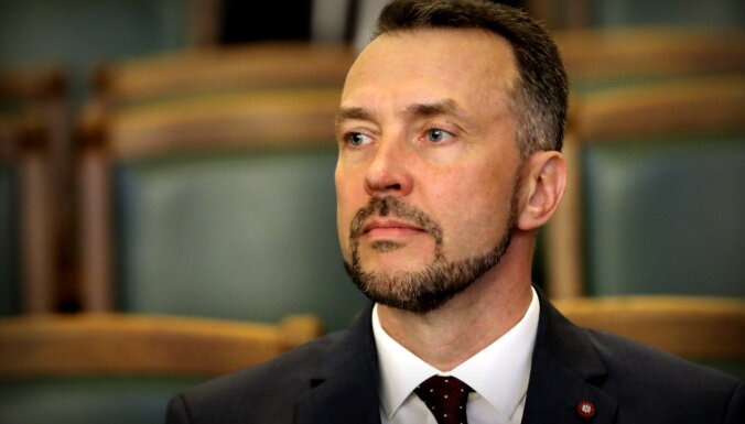 Министр: по вопросу ВНЖ для граждан России и Белaруси основная дискуссия в коалиции идет о строгости ограничений