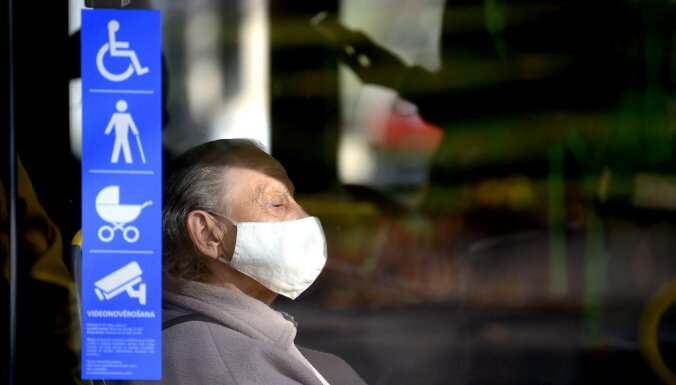 За неиспользование маски в публичных местах и транспорте предлагают штрафовать на 50 евро