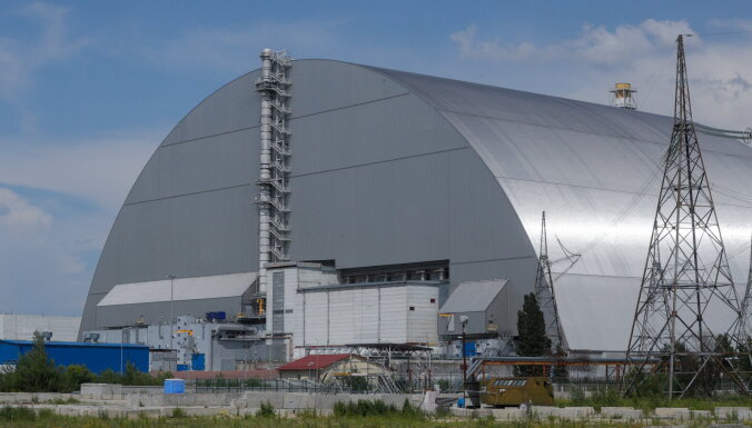 Введен в строй новый "саркофаг" над Чернобыльской АЭС