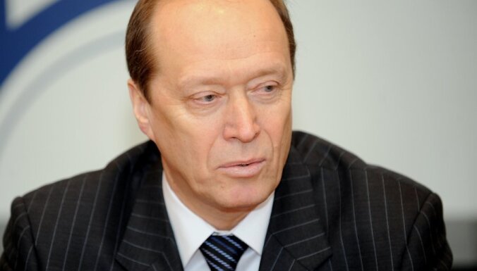 Посол: в 2011 году Латвию могут посетить Медведев, Путин или патриарх Кирилл