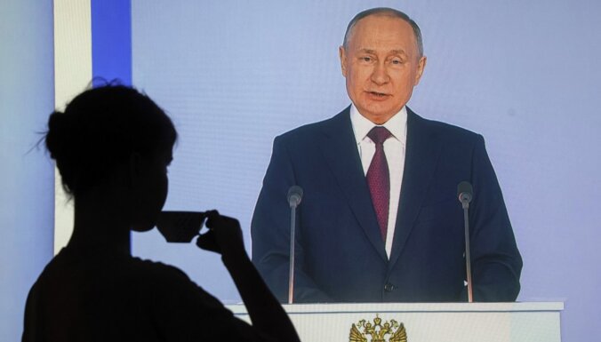Putins sola 'sistemātiski' turpināt ofensīvu Ukrainā; aptur dalību START līgumā
