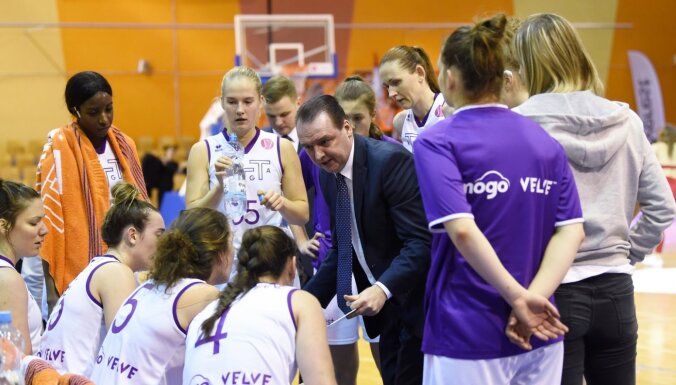 Lielākā uzvara Latvijas sieviešu basketbola klubu vēsturē, uzsver 'TTT Rīga' treneris Zībarts