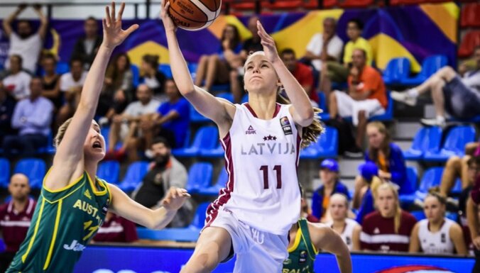 Latvijas U-19 basketbolistes dramatiskā PK astotdaļfinālā nepārraksta Latvijas basketbola vēsturi