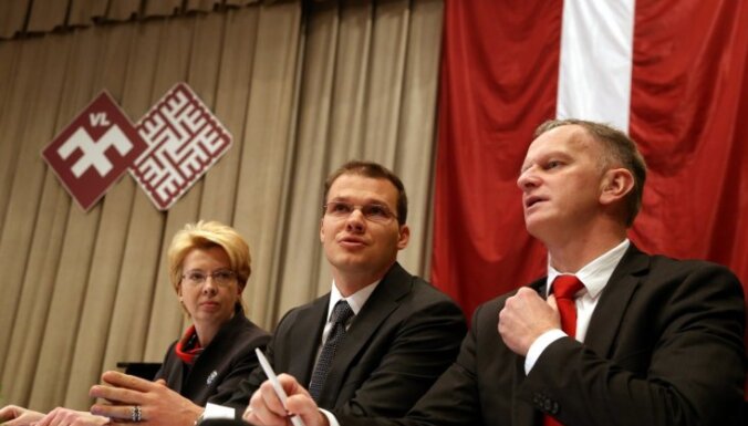 Рейтинг демократии в Латвии cнижен до "ограниченного": отмечено влияние Нацблока