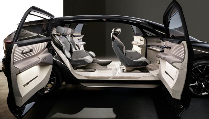 'Audi urbansphere' konceptauto – kosmisks ceļojums pilsētvidē