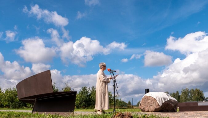 Photo: A memorial place for the founders and restorers of Latvia has been opened in the Garden of Fate