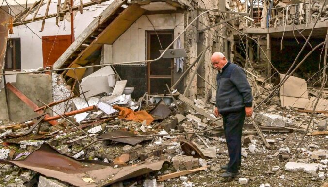 "Жизни здесь больше нет". Что происходит в Нагорном Карабахе после перемирия