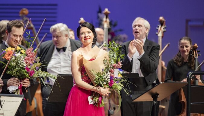 Foto: Ar greznu koncertu noslēgusies Liepājas Simfoniskā orķestra sezona