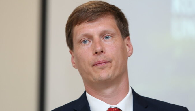 "Таких, как VEF и Alfa, мы не хотим!" Министр экономики о ценах на тепло, инвесторах и гастарбайтерах