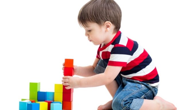 Vai rotaļlietas ietekmē bērnu audzināšanu?