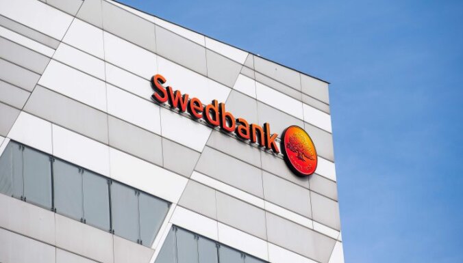 No amata atkāpies 'Swedbank' grupas padomes priekšsēdētājs Lars Idermarks