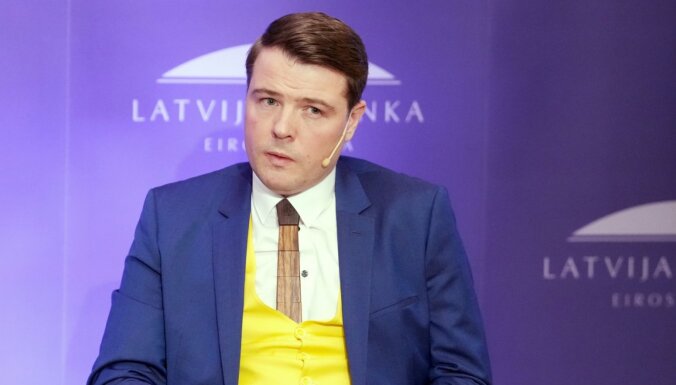 Kristaps Klauss: Vai šeit nav ētiskas problēmas – turpināt tirdzniecību ar agresorvalsti?