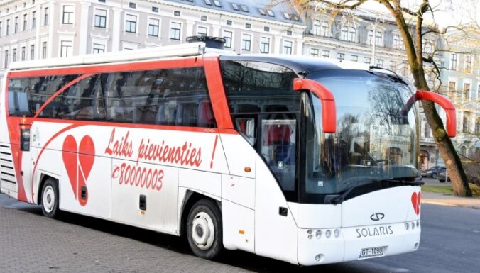 В специализированном автобусе возле ТЦ Origo можно сдать кровь