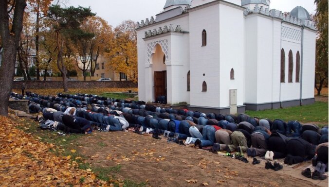 Перед матчем в Каунасе боснийцы молились Аллаху