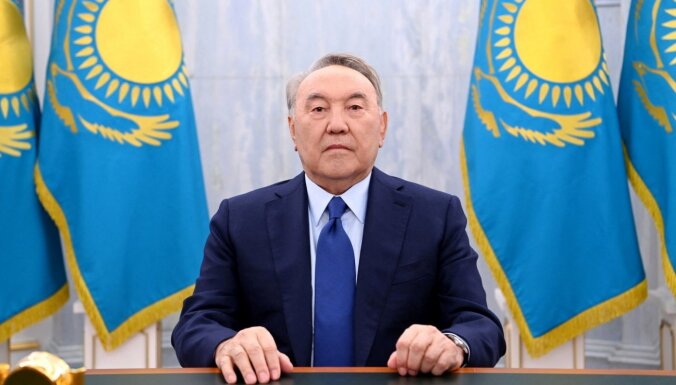 Назарбаев лишится возможности влиять на политику Казахстана